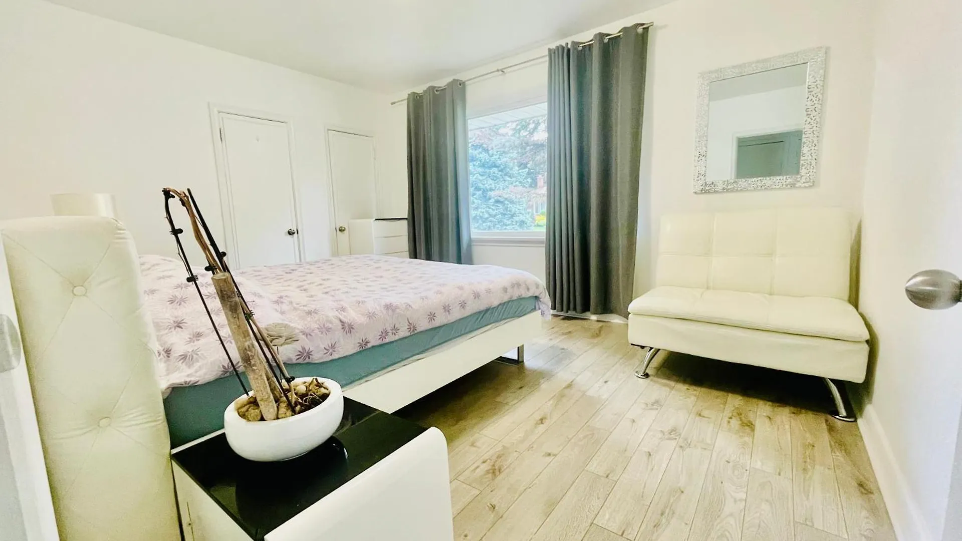 Apartmán 3Room Entire Floor Walk 2 Subway Toronto