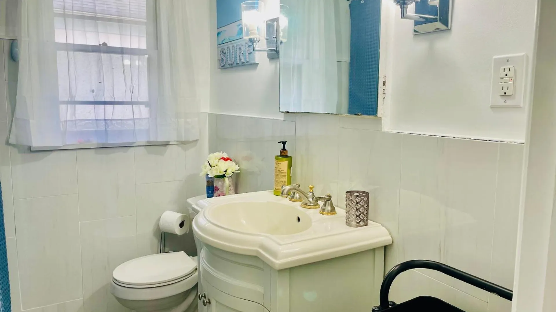3Room Entire Floor Walk 2 Subway Toronto Apartmán